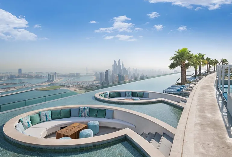 استخر آدرس بیچ ریزورت از استخرهای دبی