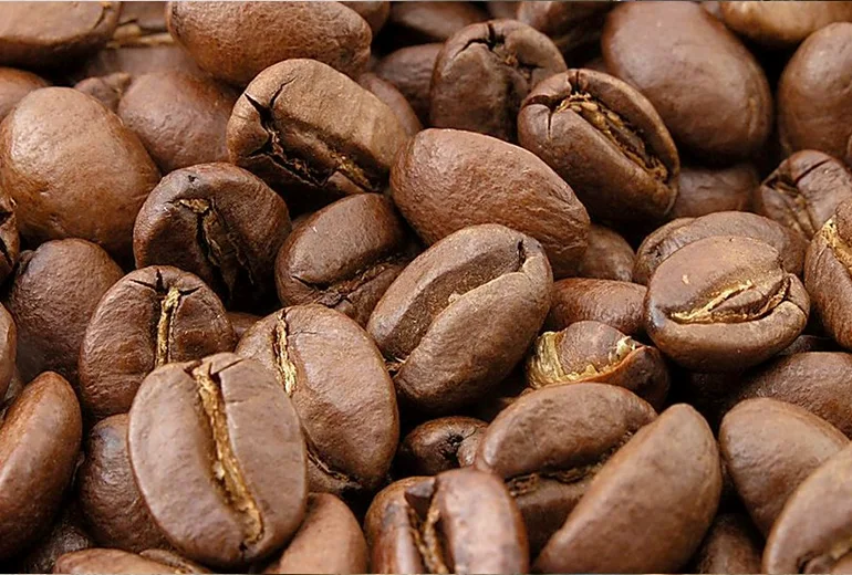 قهوه عربی​ یکی از سوغات کیش