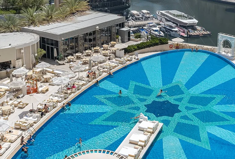 استخر دبی مارینا ​از استخرهای دبی