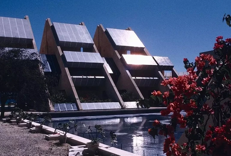 کاخ الیت کیش