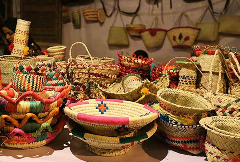 حصیربافی یکی از سوغات کیش