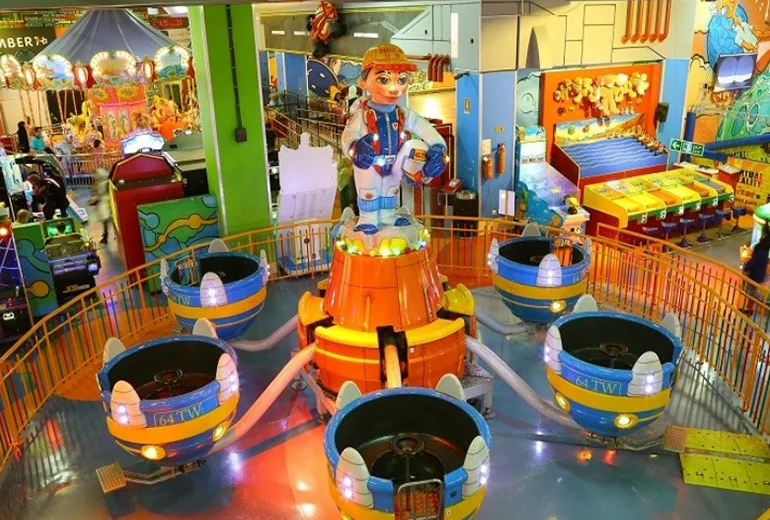 شهربازی ژوپیتر کوروش؛ بهترین شهربازی تهران