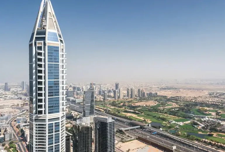 برج مارینا ۱۰۱ یکی از برج های دبی