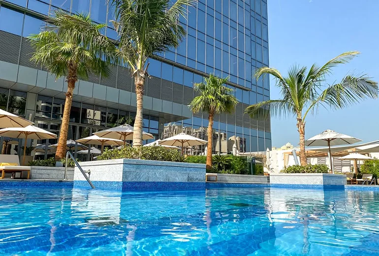 استخر هتل پارک رجیس کریس کین از استخرهای دبی