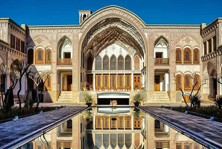 خانه تاریخی عامری‌ها​ در سفر به کاشان​