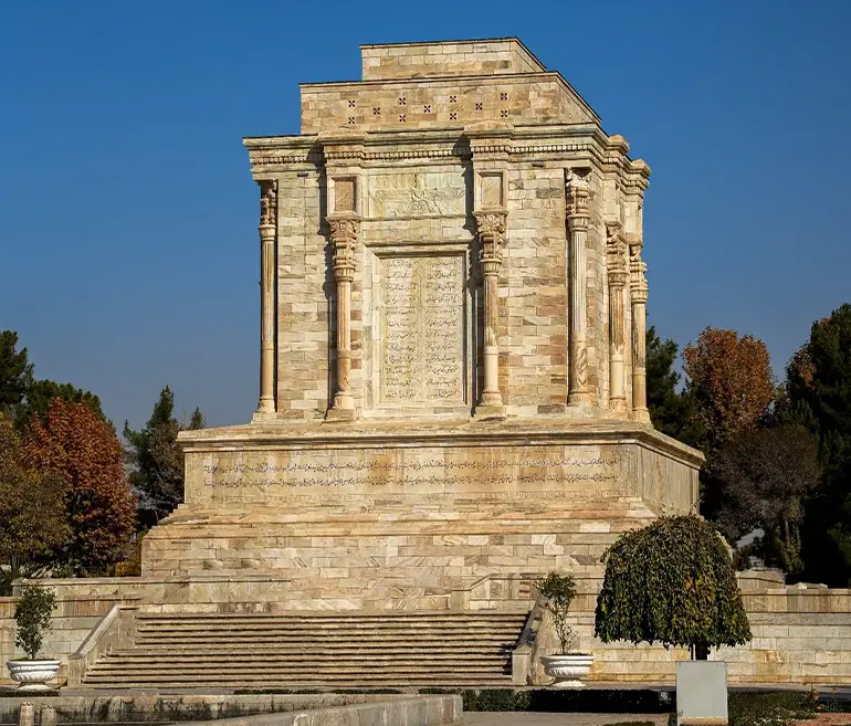 آرامگاه فردوسی​ در سفر به مشهد