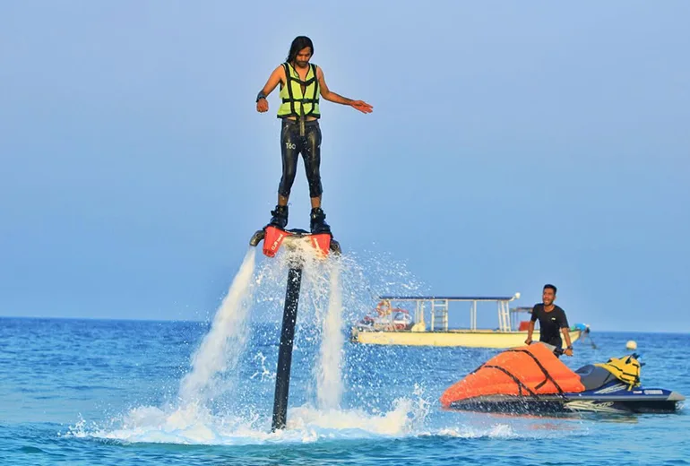 فلای بورد​ اسکله تفریحی کیش