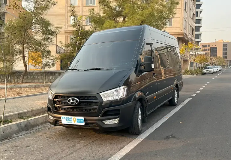 هیوندای H350​​ از بهترین ماشین ها برای مسافرت‌ طولانی