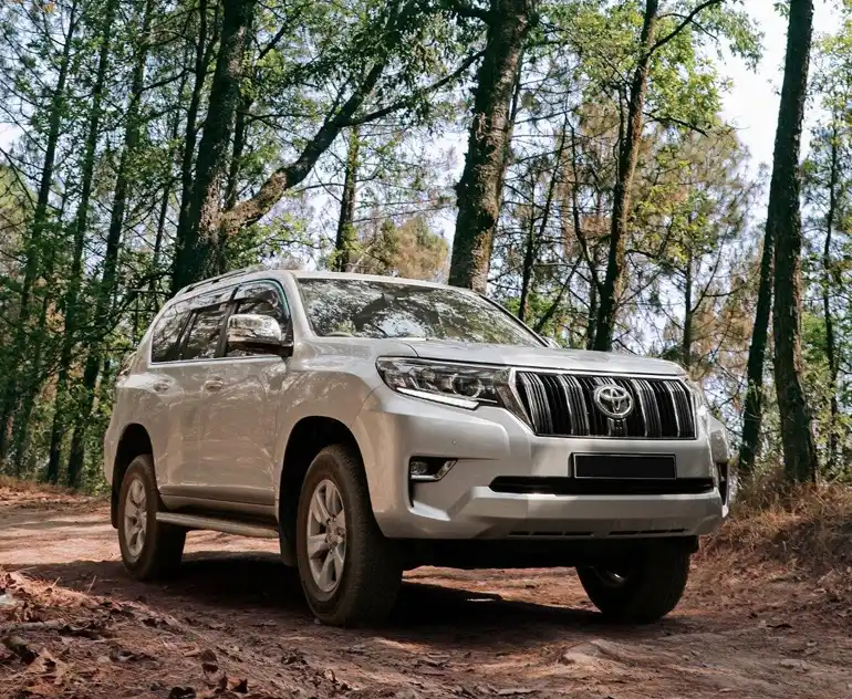 تویوتا پرادو​ یکی از ماشین های آفرودی در ایران