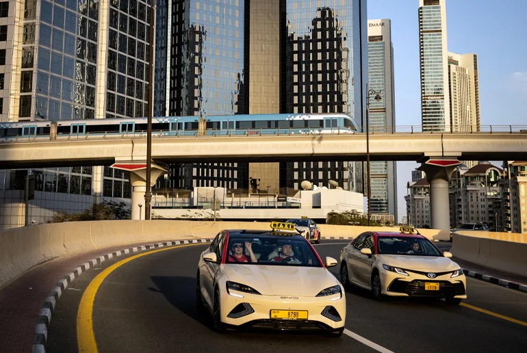 تاکسی‌های زرد دبی