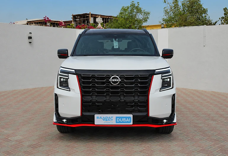 نمای جلو نیسان پاترول