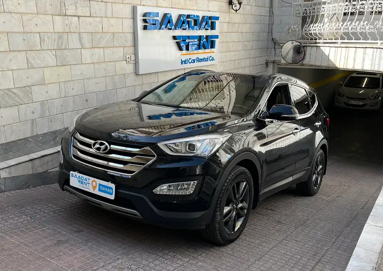 هیوندای سانتافه از معروفترین ماشین های هفت نفره در ایران