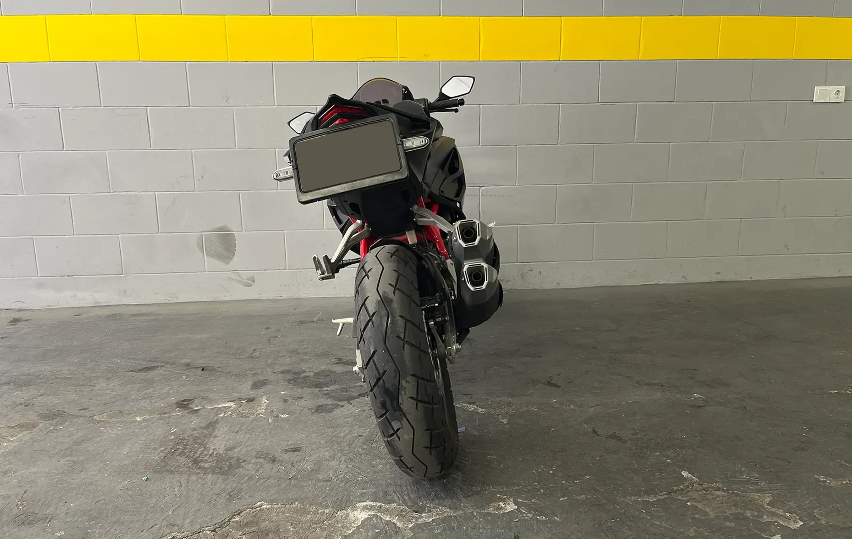 اجاره موتور هوندا CBR۲۵۰RR در تهران | کرایه موتور با قیمت ...