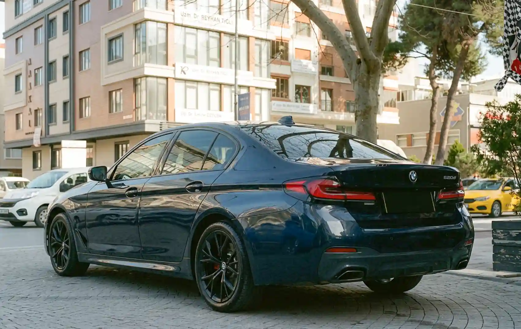 Rent a BMW 520 in Istanbul | Affordable BMW 520 Rental Price ...