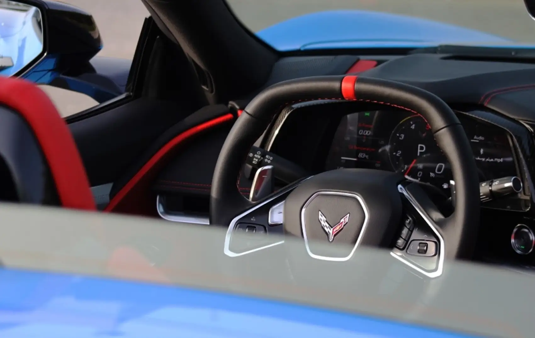 Chevrolet Corvette Rental in Dubai, Corvette C8 Rental Dubai ...