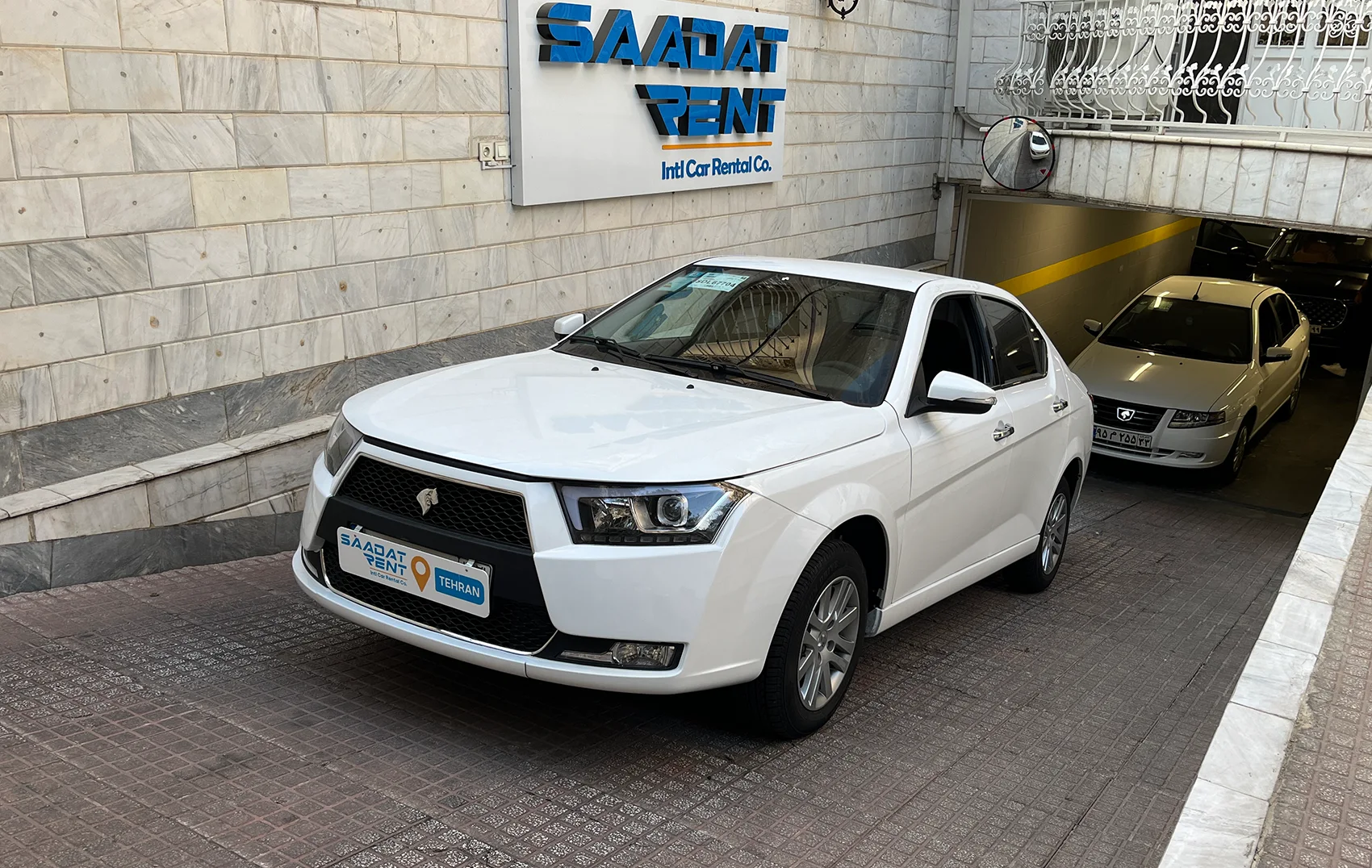 اجاره دنا پلاس در تهران | قیمت اجاره دنا از 2500 تومان ...