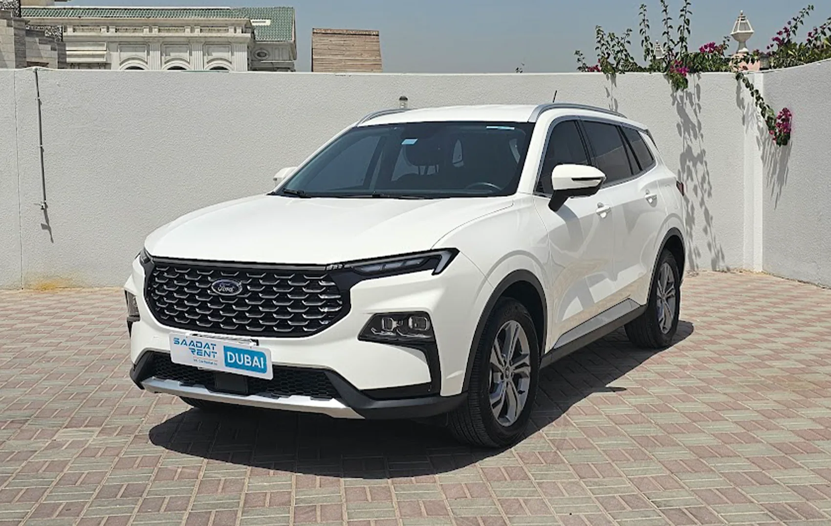 اجاره فورد تریتوری در دبی | قیمت کرایه روزانه و ساعتی ...
