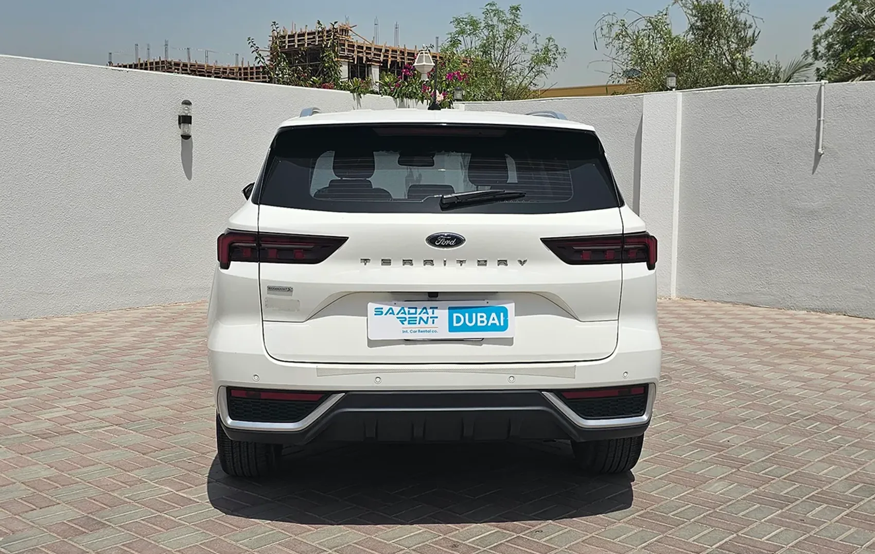 اجاره فورد تریتوری در دبی | قیمت کرایه روزانه و ساعتی ...