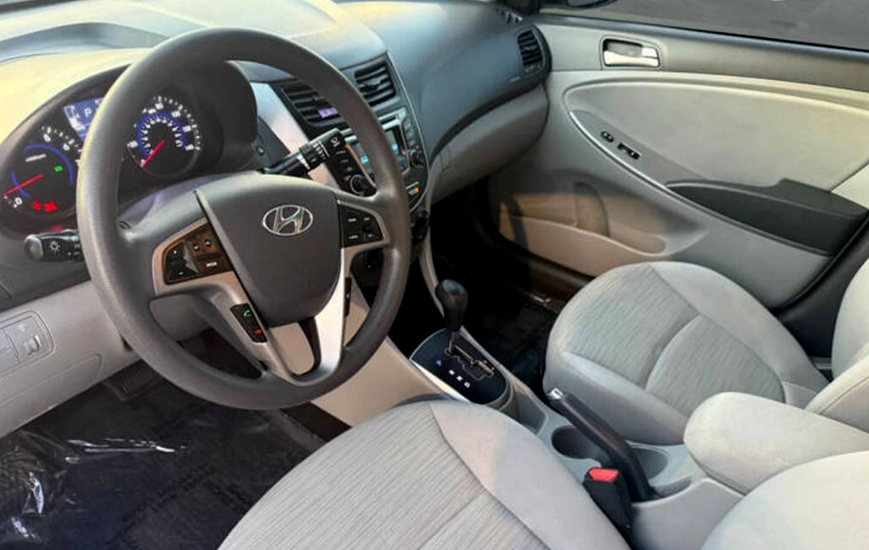 اجاره هیوندای اکسنت در کیش | قیمت کرایه هیوندای اکسنت در کیش ...