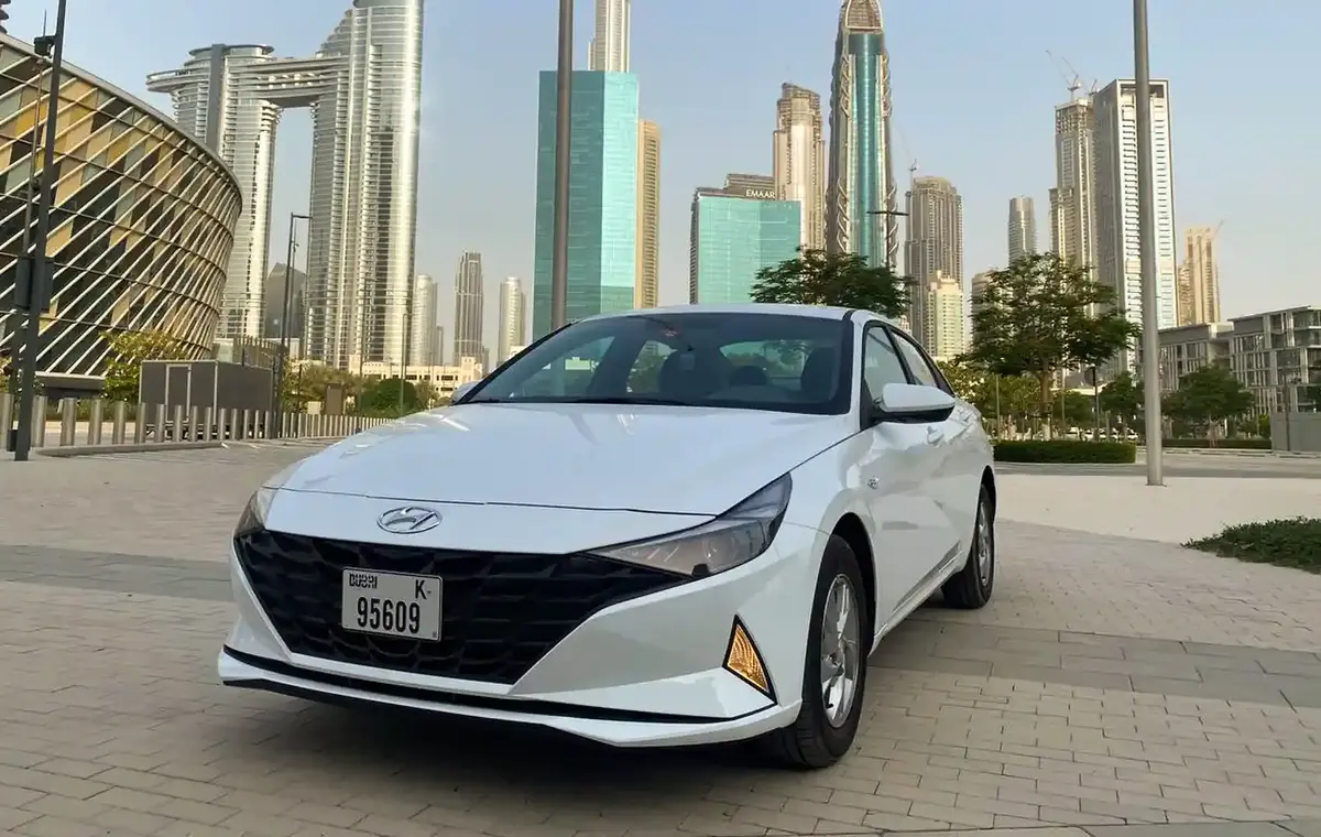 Hyundai Elantra rental in Dubai | Online reservation
