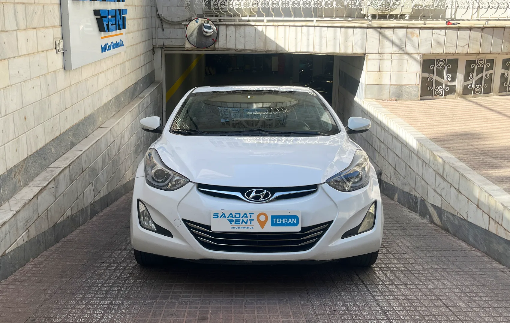 اجاره هیوندای النترا در تهران | 10% تخفیف کرایه النترا تهران ...