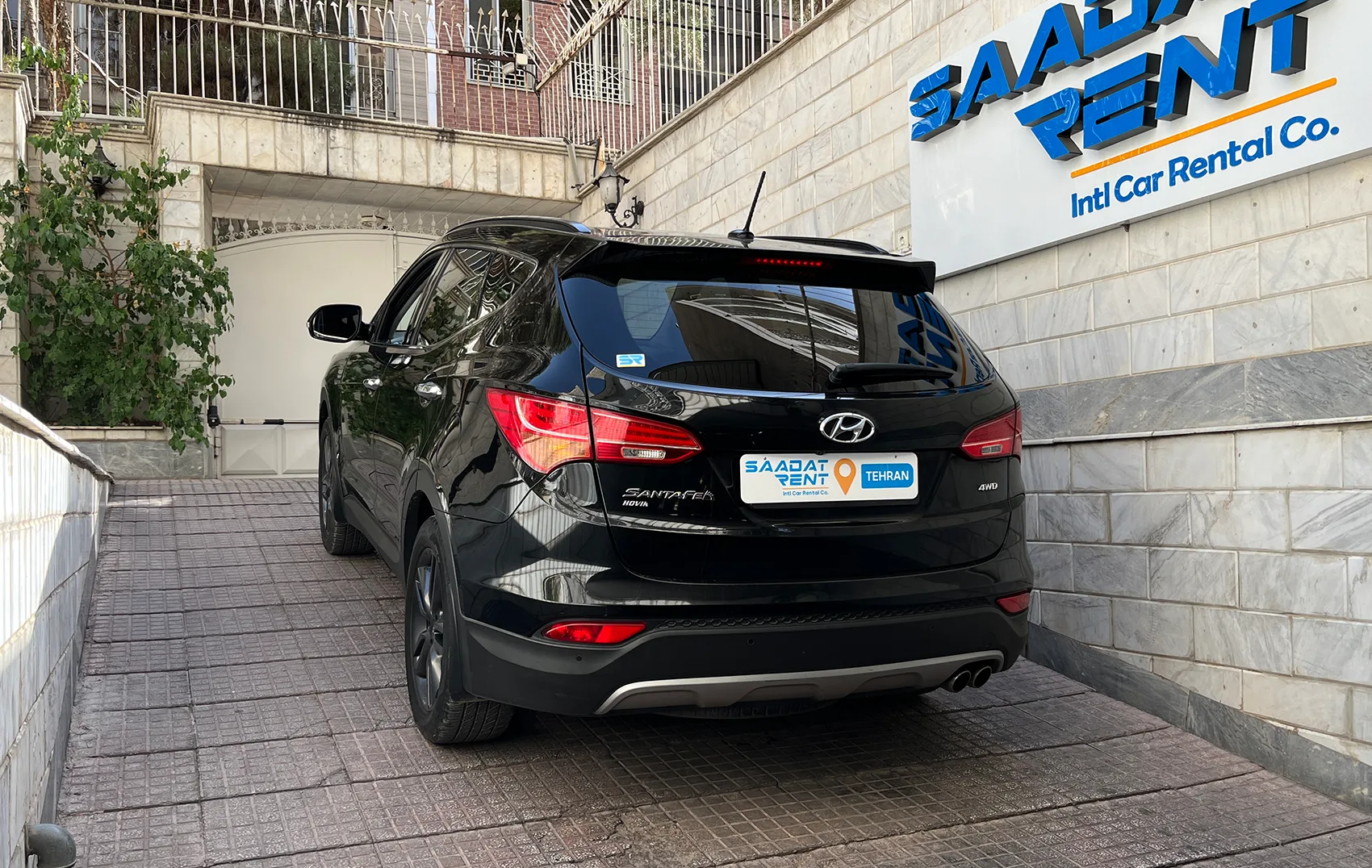 Аренда Hyundai Santa Fe в Тегеране | Прейскурант Монтойя ...