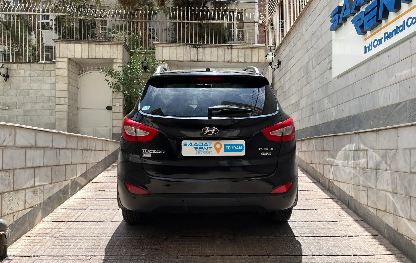 Renting a Hyundai Tucson in Iran for lowest prices ...