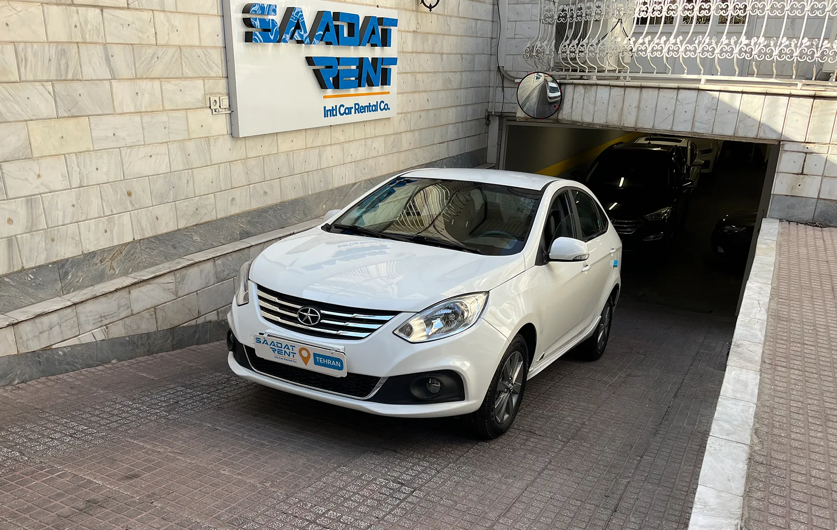 اجاره جک j۴ در تهران با شرایط آسان و بدون راننده ...