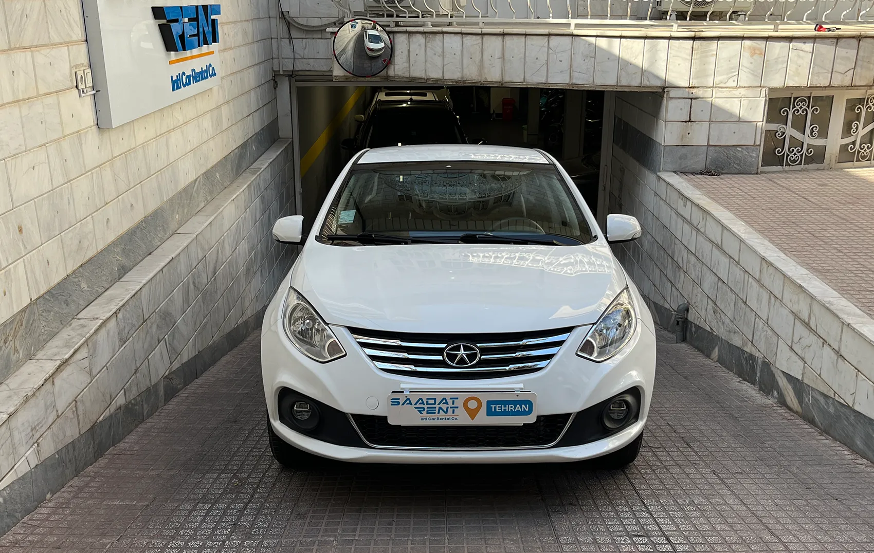 اجاره جک j۴ در تهران با شرایط آسان و بدون راننده ...