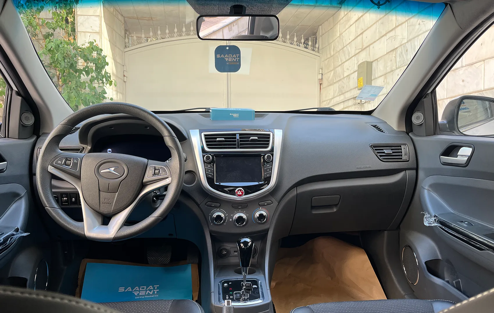 اجاره جک j۴ در تهران با شرایط آسان و بدون راننده ...