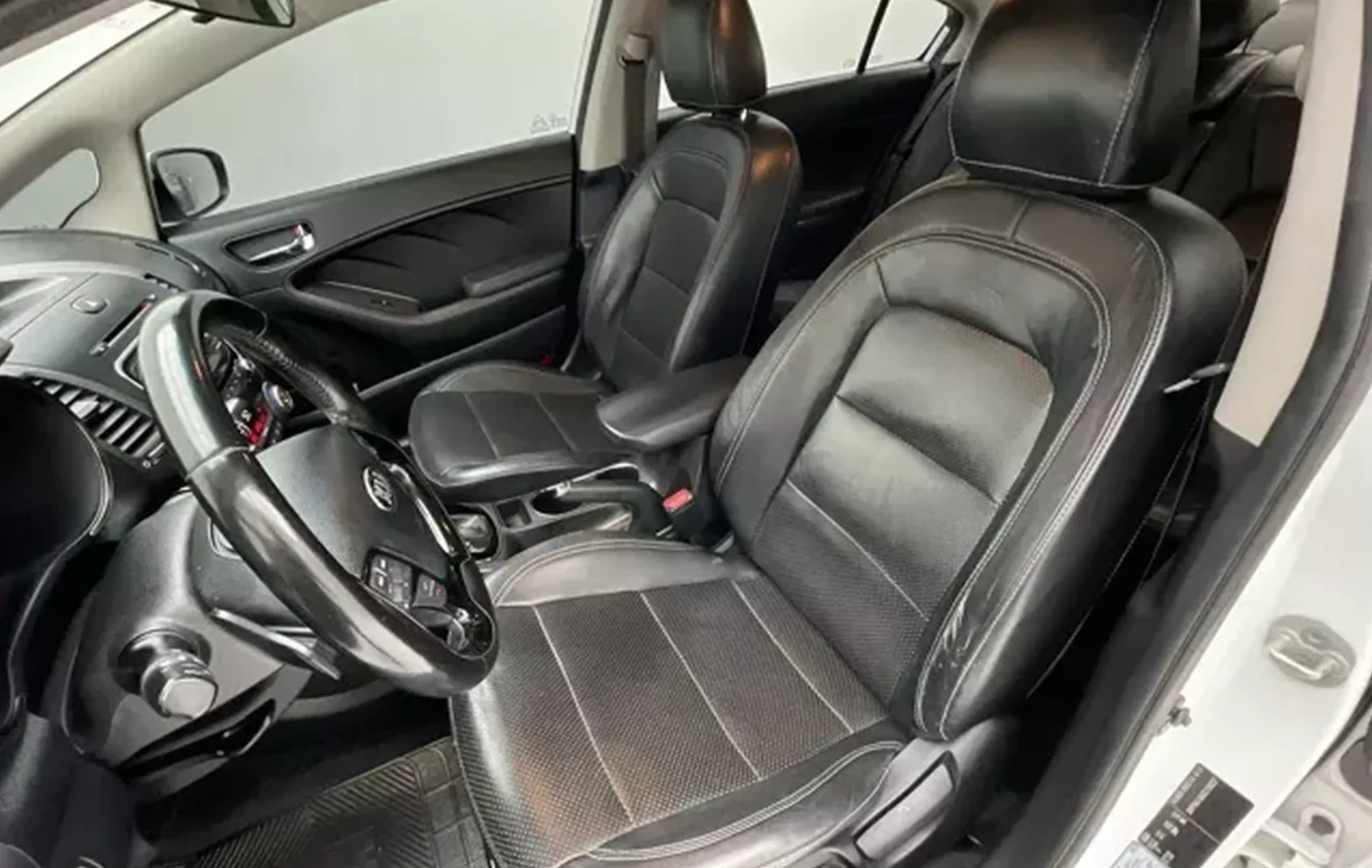 Аренда Kia Cerato в Кише от 1600 туманов в сутки ...