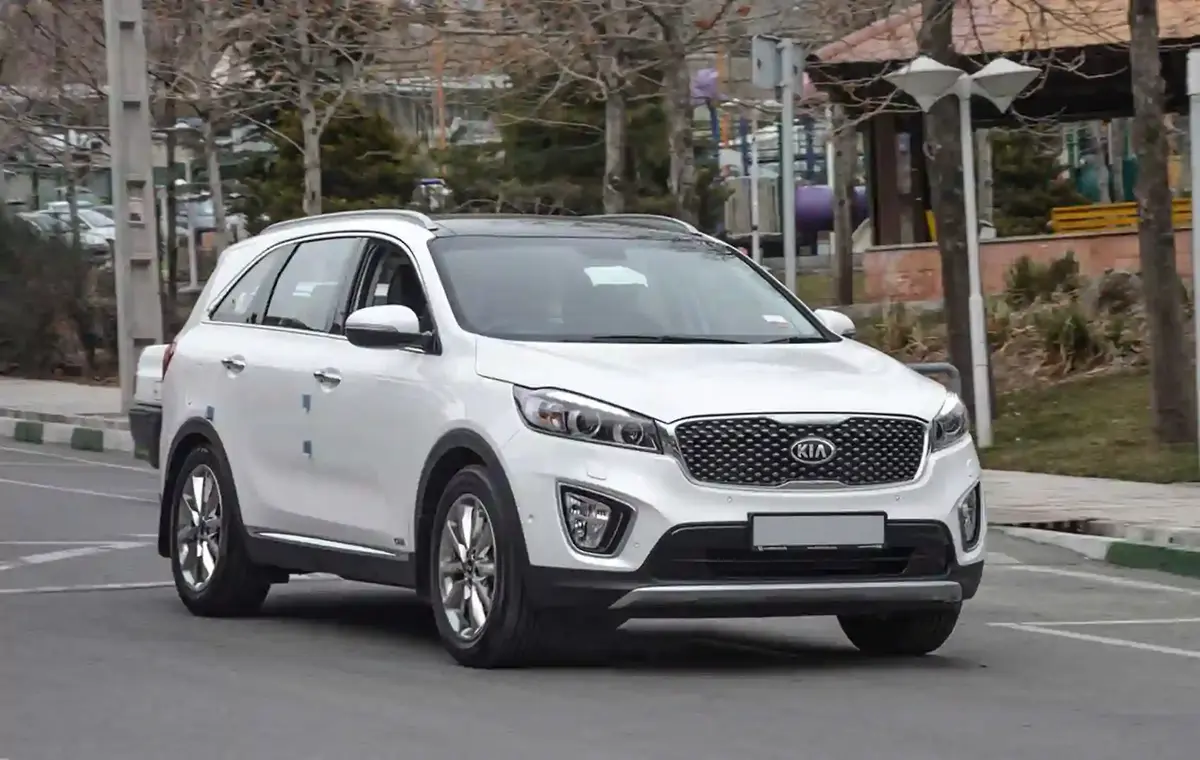 Rent Kia Sorento in Tehran with special discount