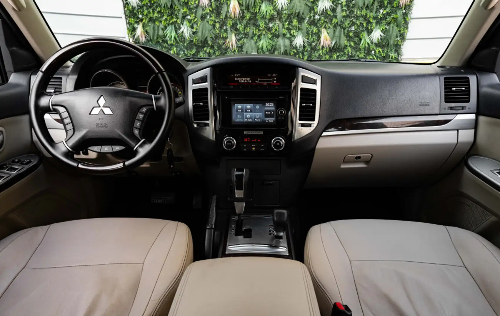 Pajero for rent in Dubai, Pajero rent Dubai from 180 AED ...