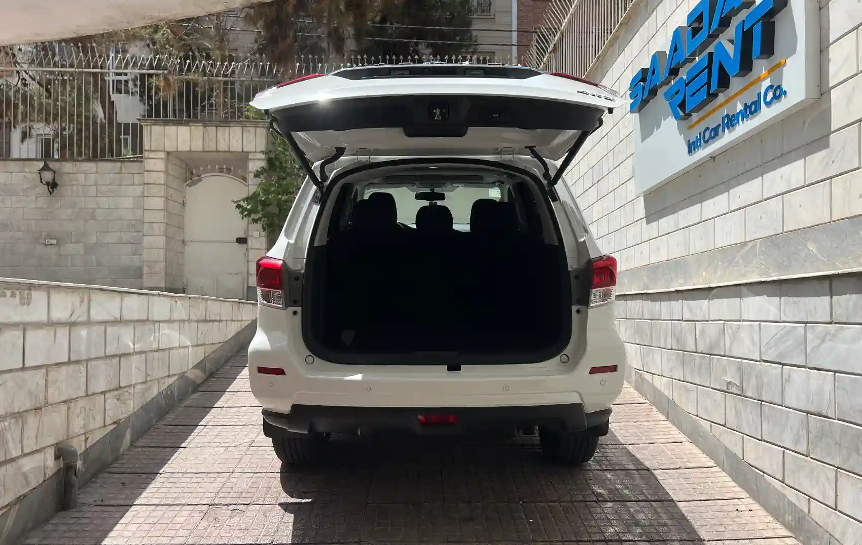 Nissan Terra Rental in Tehran | Rent a Nissan Terra Tehran ...