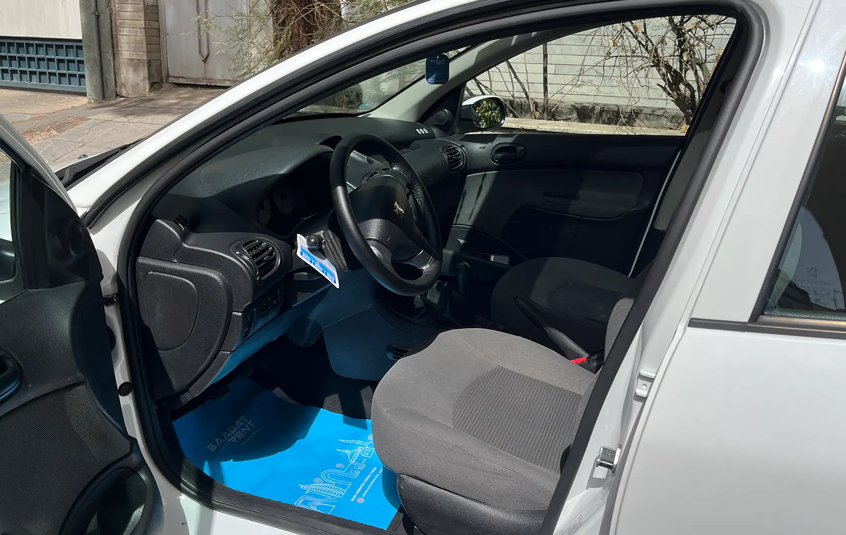 اجاره پژو ۲۰۶ در شیراز | کرایه پژو ۲۰۶ شیراز ...