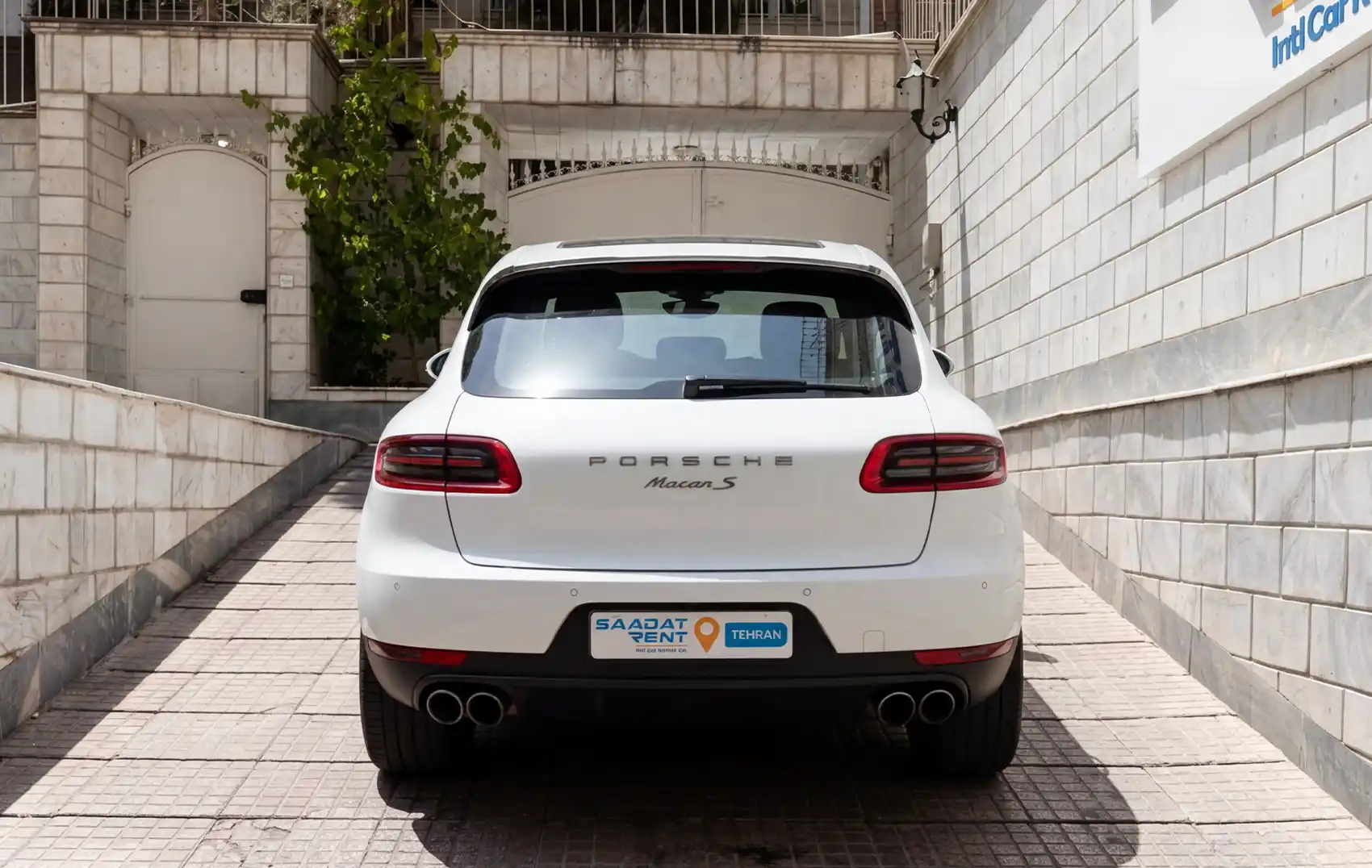 Аренда Porsche Macan в Тегеране | Цена аренды Porsche Macan ...