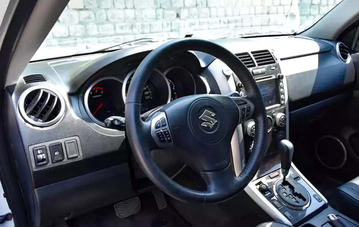 اجاره سوزوکی گرند ویتارا با راننده در شیراز با قیمت کرایه ...