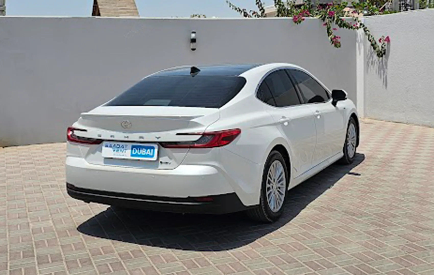 Camry hybrid rental Dubai | No deposit ...