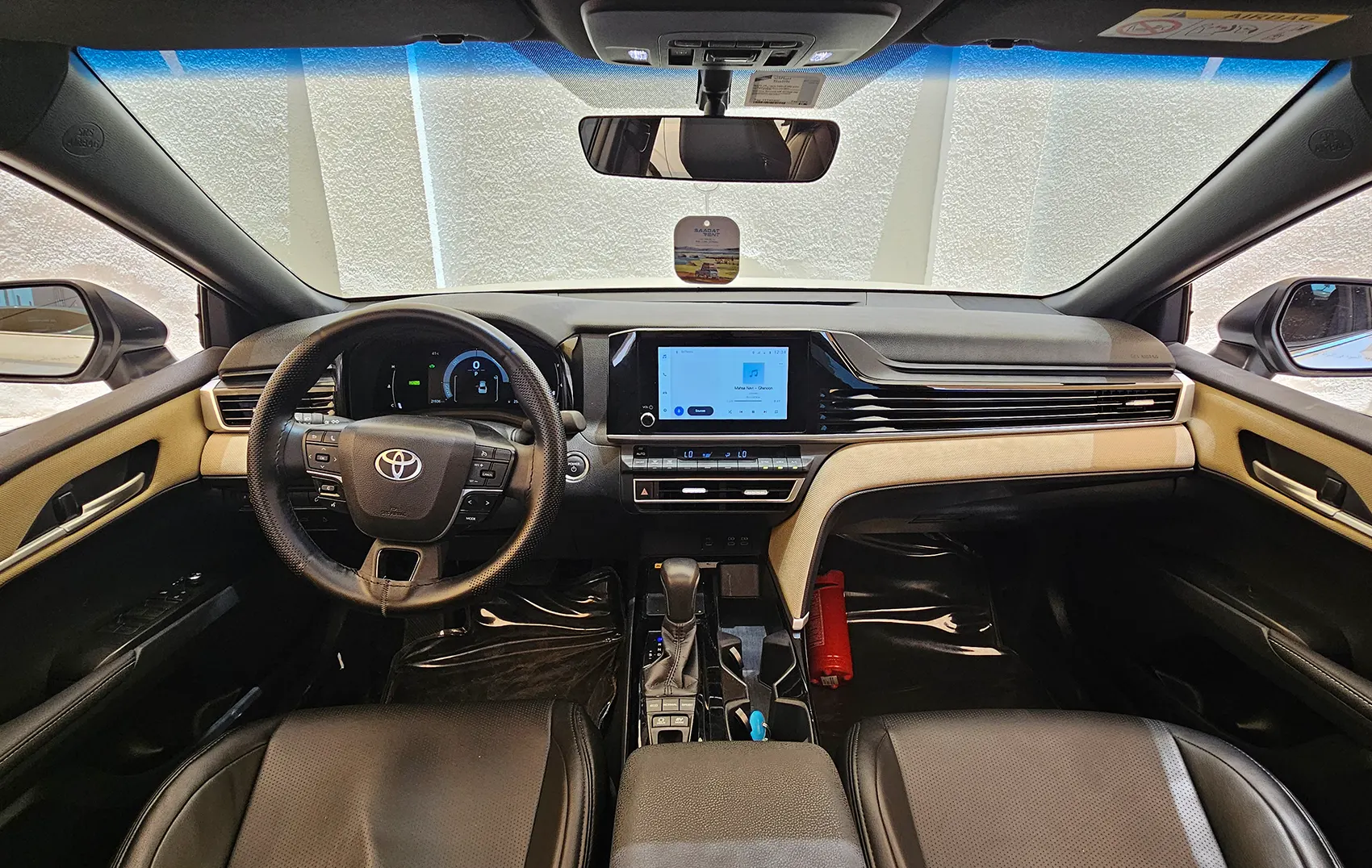 Camry hybrid rental Dubai | No deposit ...