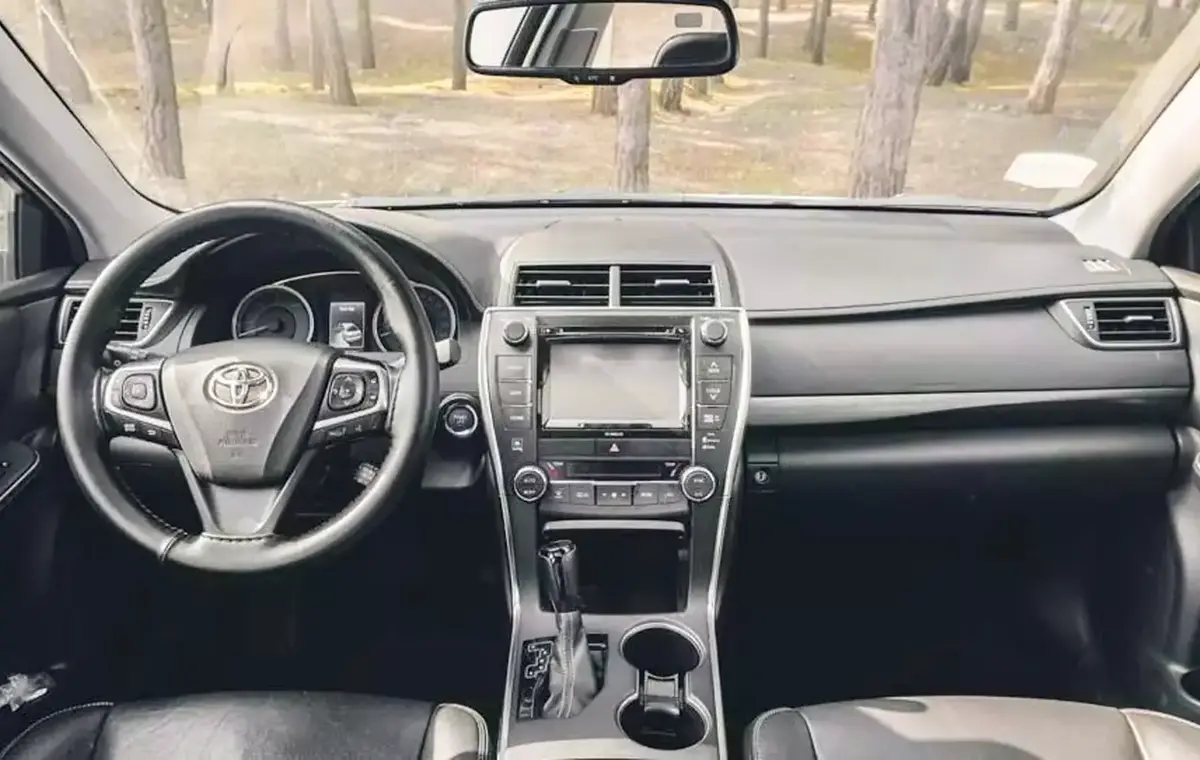 اجاره تویوتا کمری با راننده در شیراز به صورت ساعتی ...