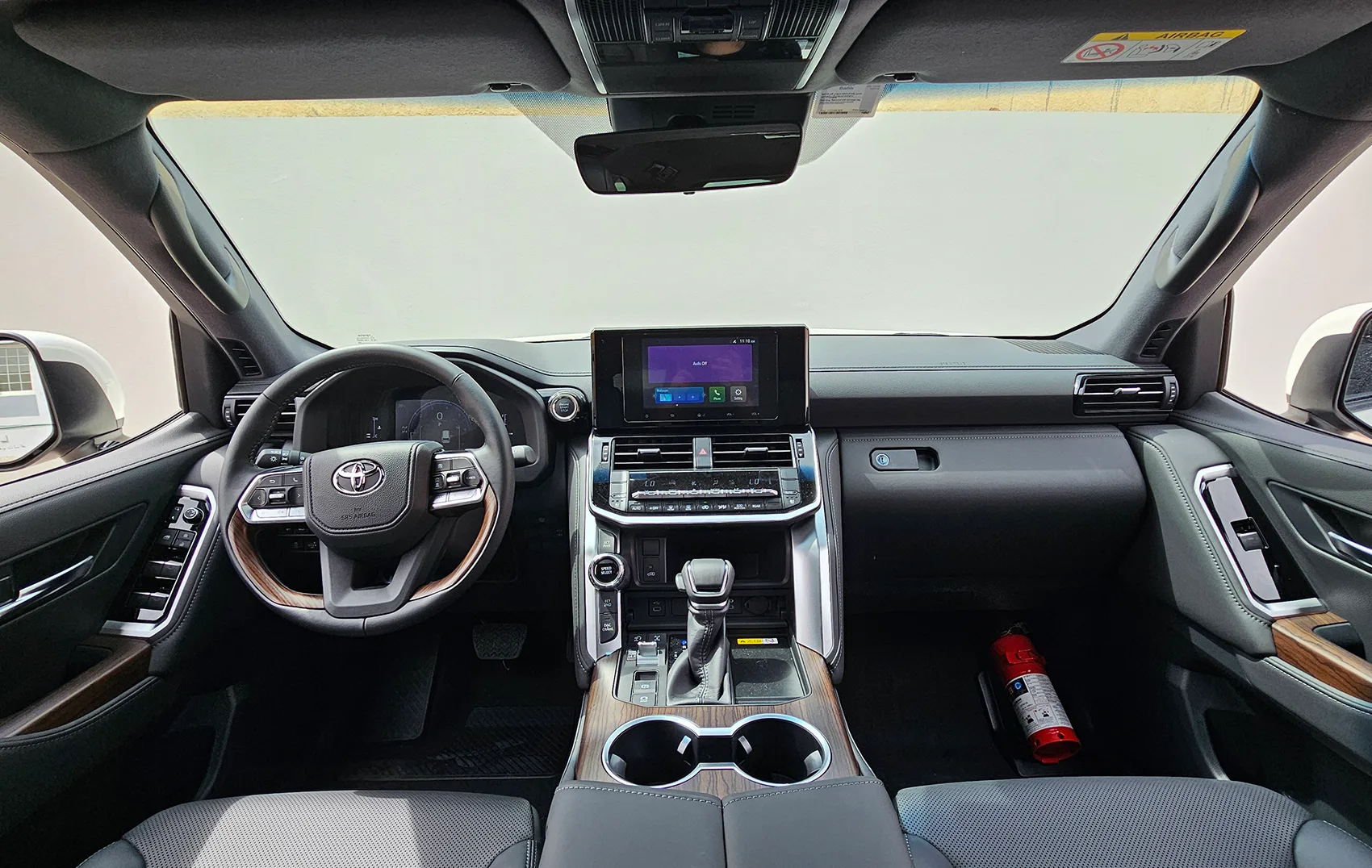 اجاره تویوتا لندکروز 2025 در دبی | شرایط آسان در سعادت رنت ...