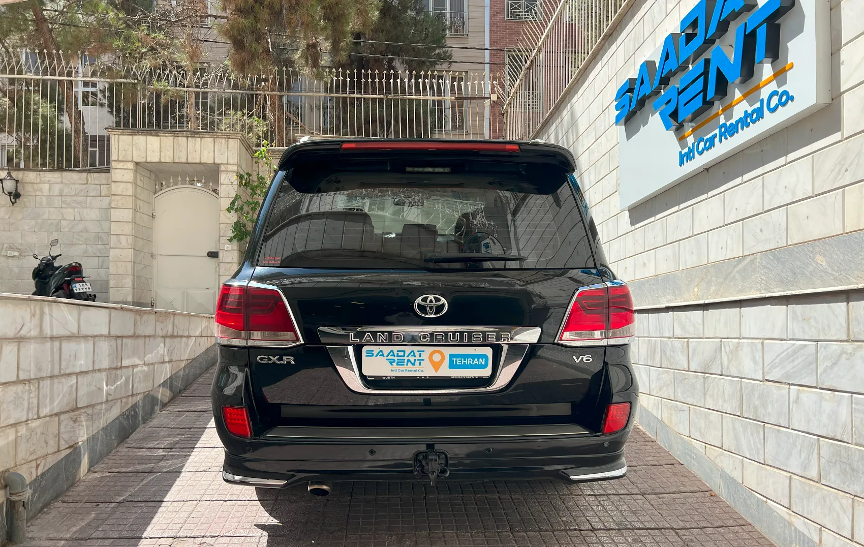 Аренда Тойота Ленд Крузер в Тегеране | Цена и условия ...