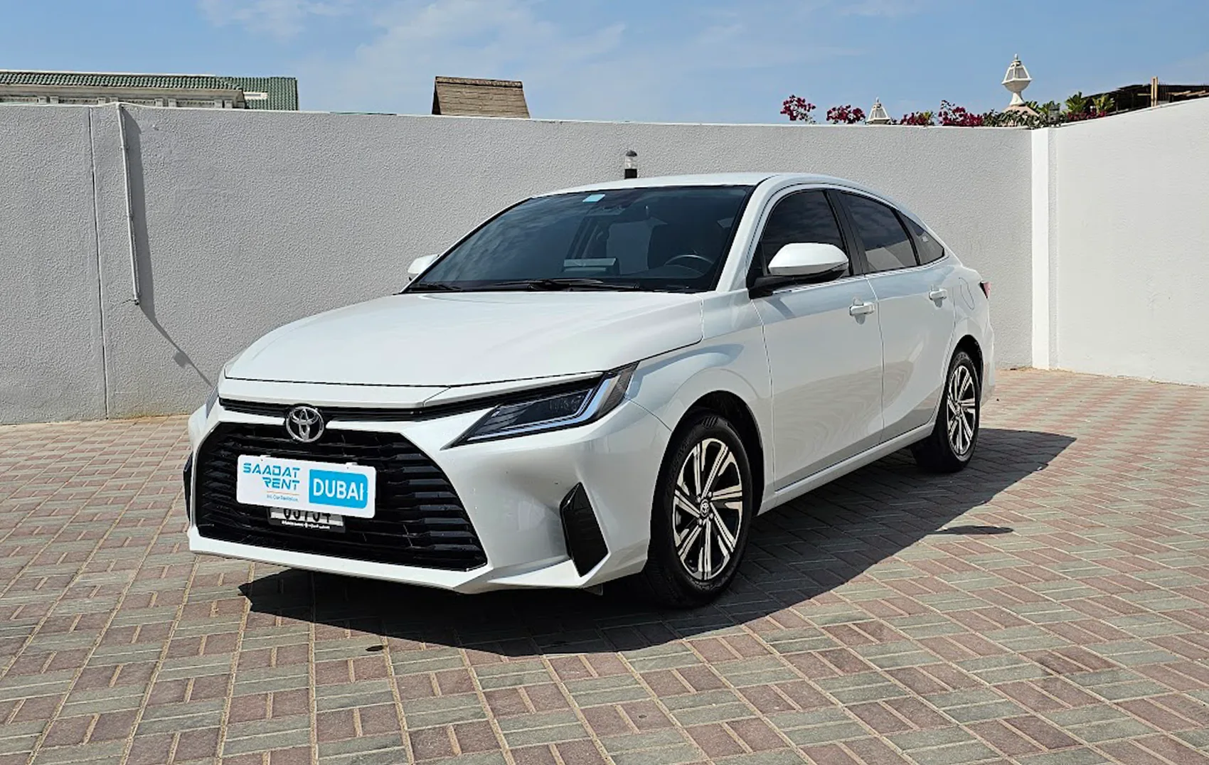 استئجار تويوتا ياريس في دبي | قائمة الأسعار التأمين الكامل ...