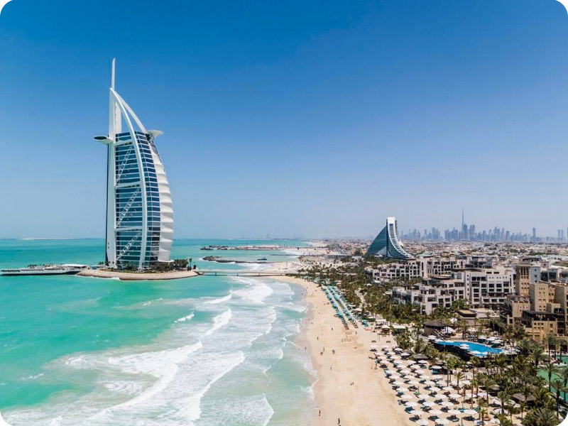 Burj Al Arab: Dubai's Luxurious Beacon of Elegance and Innovation