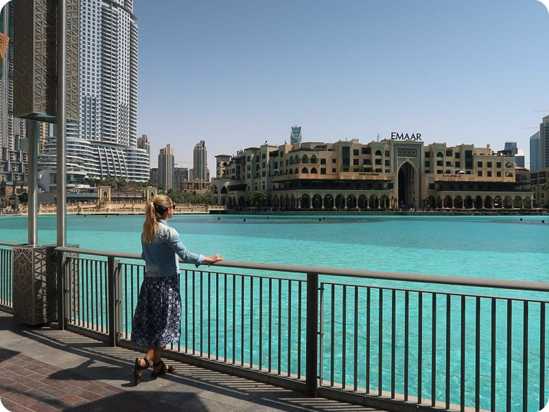 Dubai Fountain: The Heartbeat of Water and Light