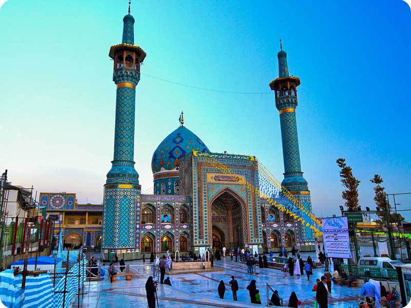 Religious sites of Iran, are one of the best reasons to travel to Iran