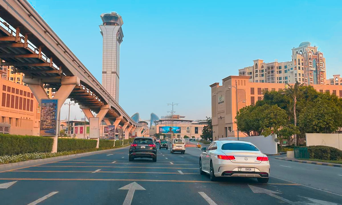 Exploring Dubai Without Limits: Unlimited Mileage Car Rental in Dubai