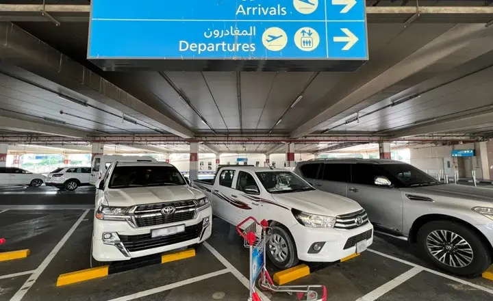 SUVs rental in Dubai Airport picture