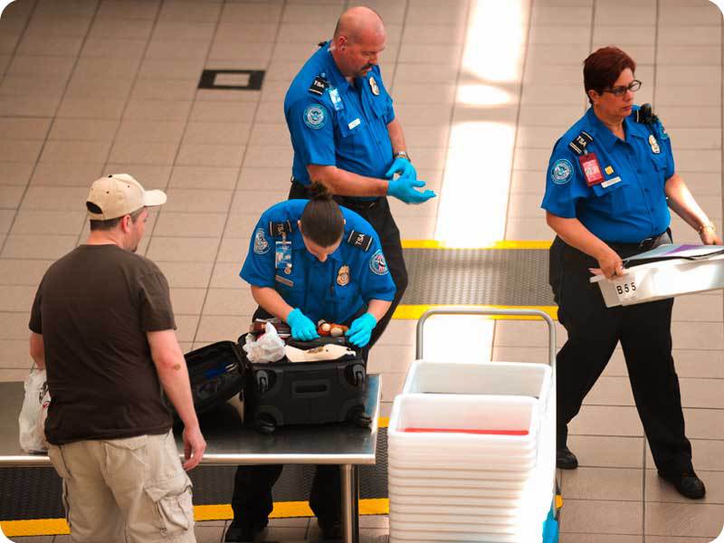 قانون ترخیص چمدان در فرودگاه دبی