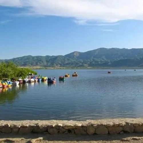 Zarivar Lake